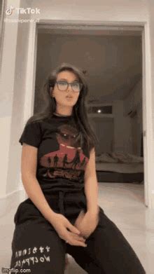 sssniperwolf r34|SSSniperwolf Pics & Gifs .